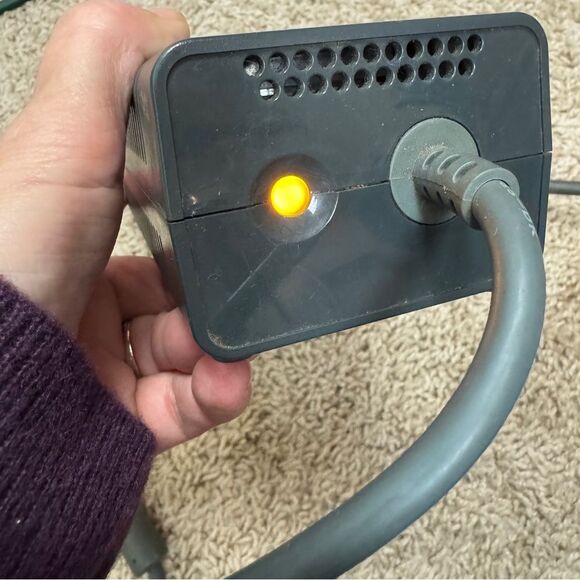 Microsoft Xbox 360 OEM 175W AC Adapter Power Supply - Picture 3 of 4